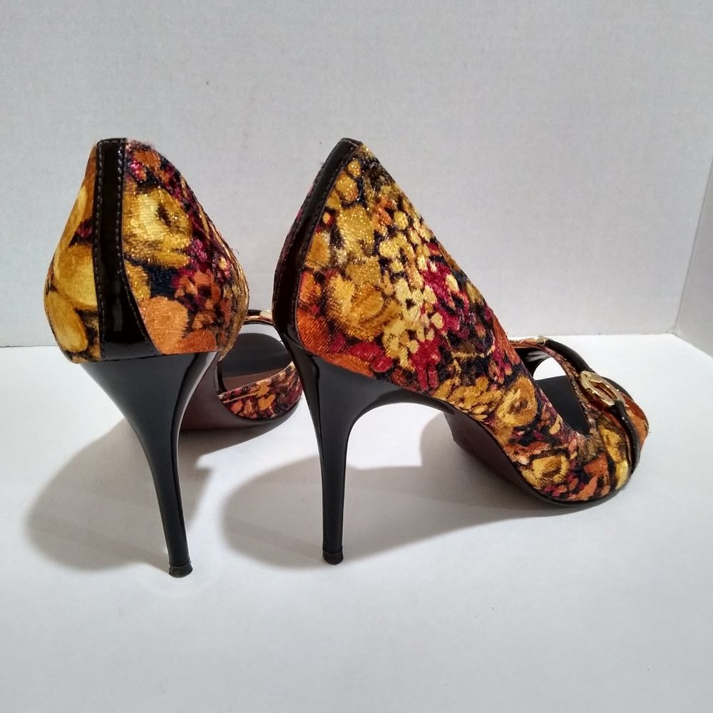 Carlos Santana Flowered High Heels - Picture 3 of 9